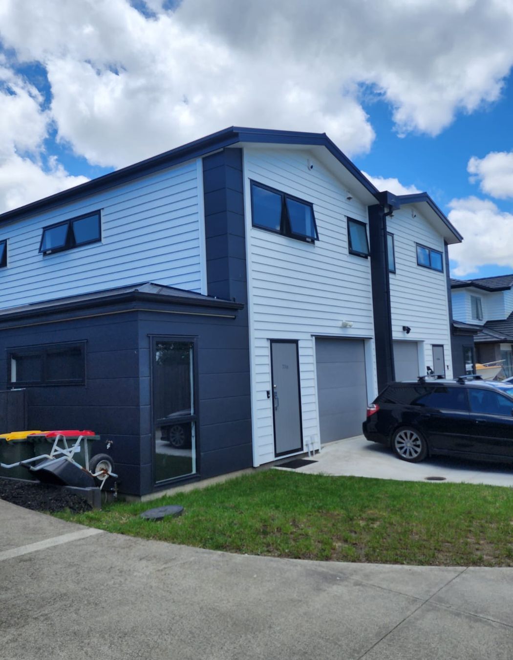 Molotok Group Town Houses