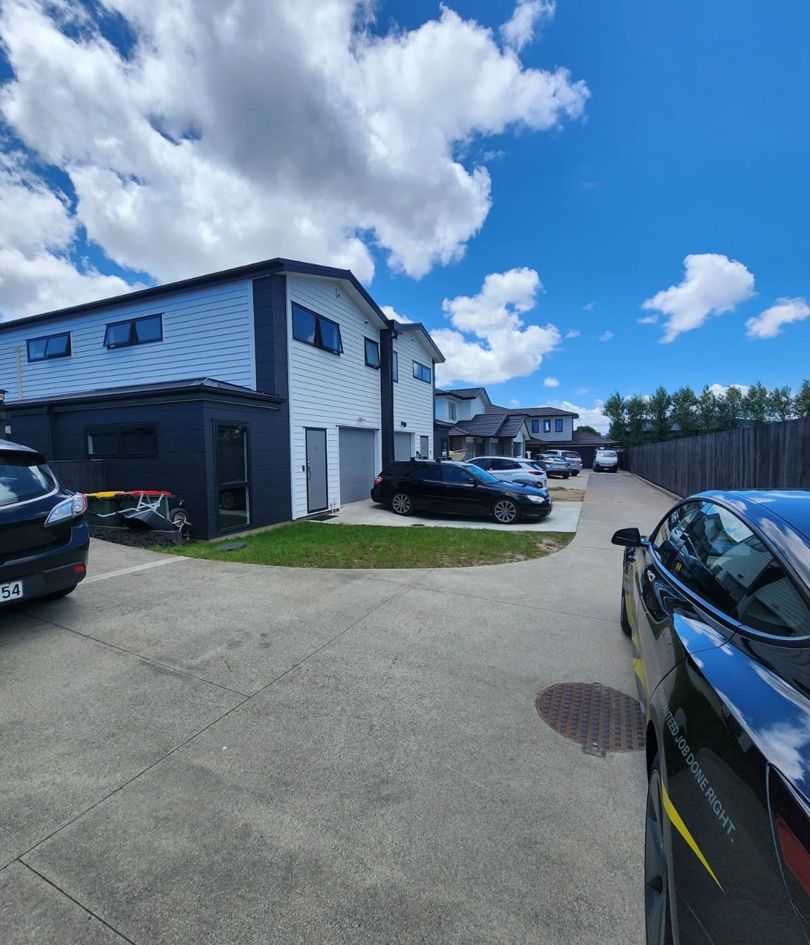 Molotok Group Town Houses