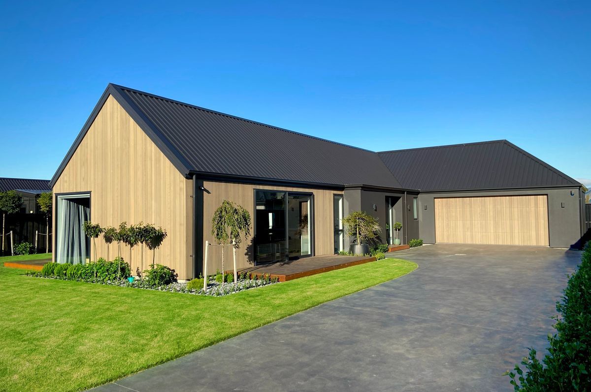 Ascot Close