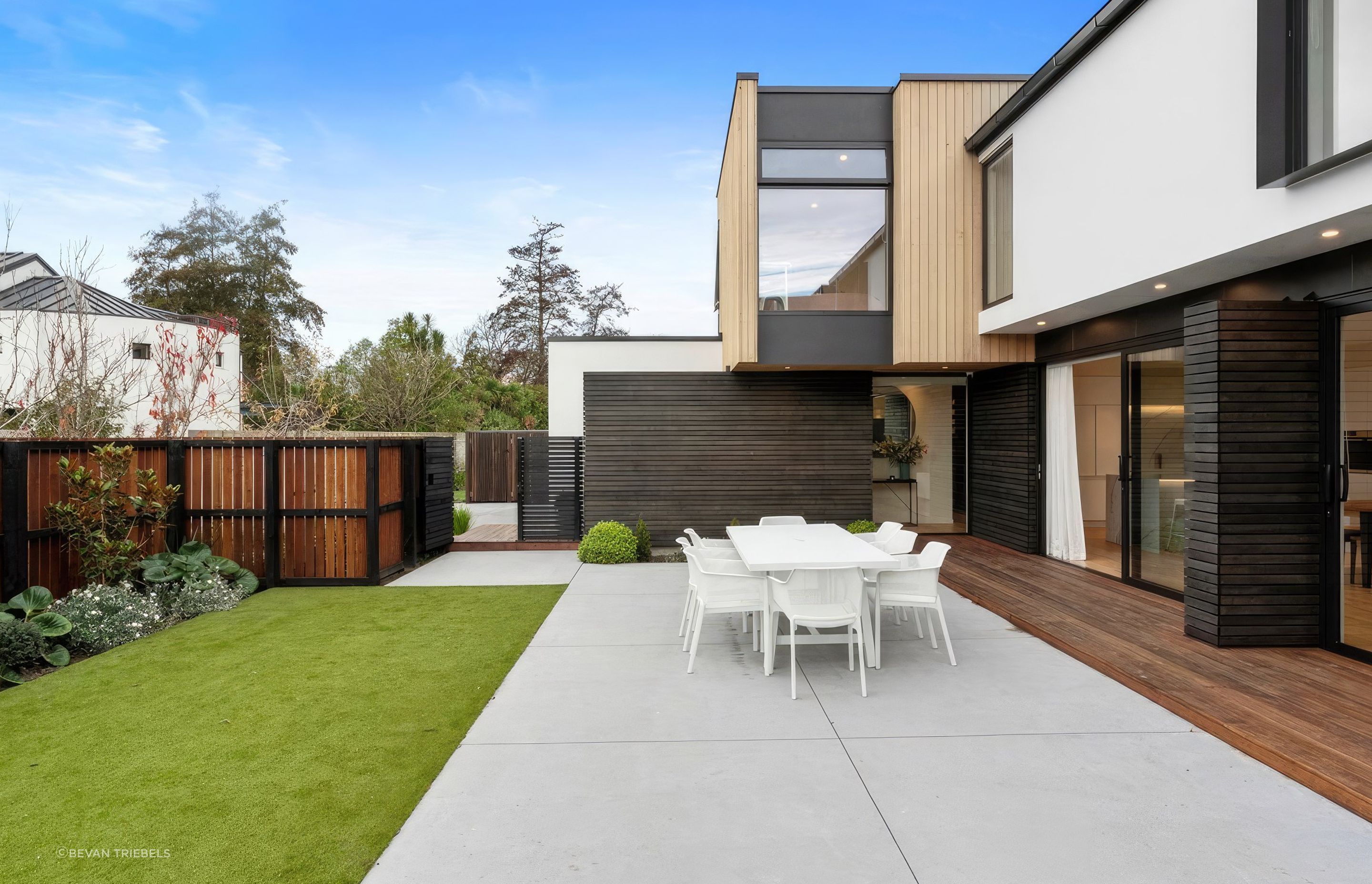 a9fb72ddd43bb1780bd6773474e6a5cf3d8fe8a4-gigapixel-standard-scale-200x.jpg