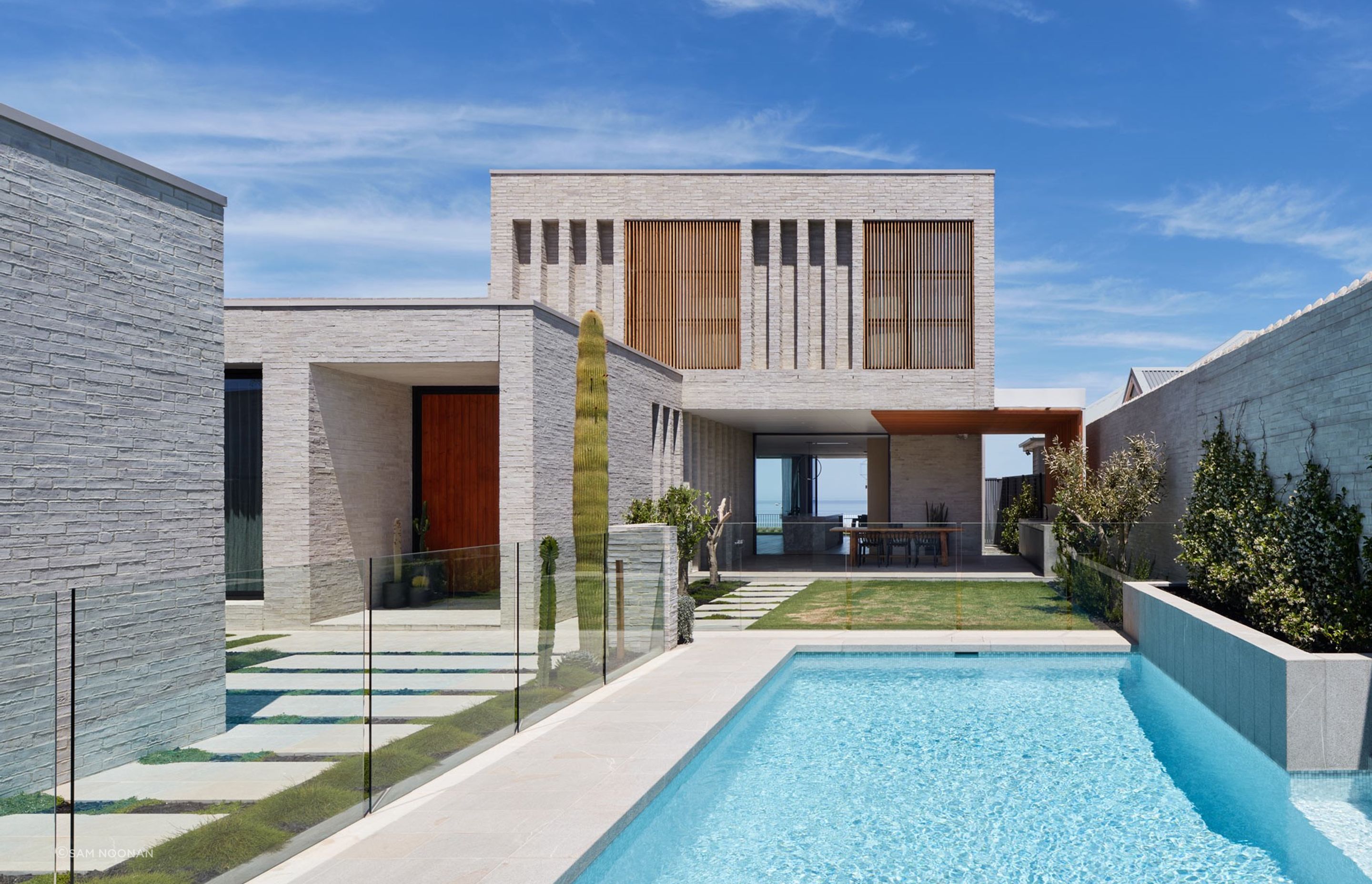 aHouse-low-res1.jpg