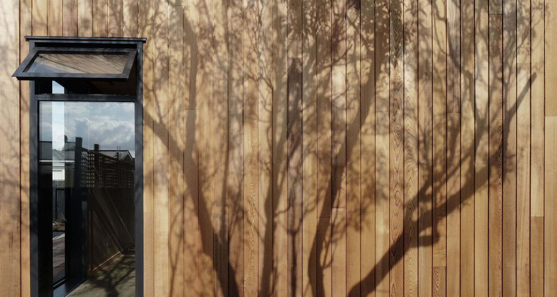 Micro Cedar Mezzanine House banner