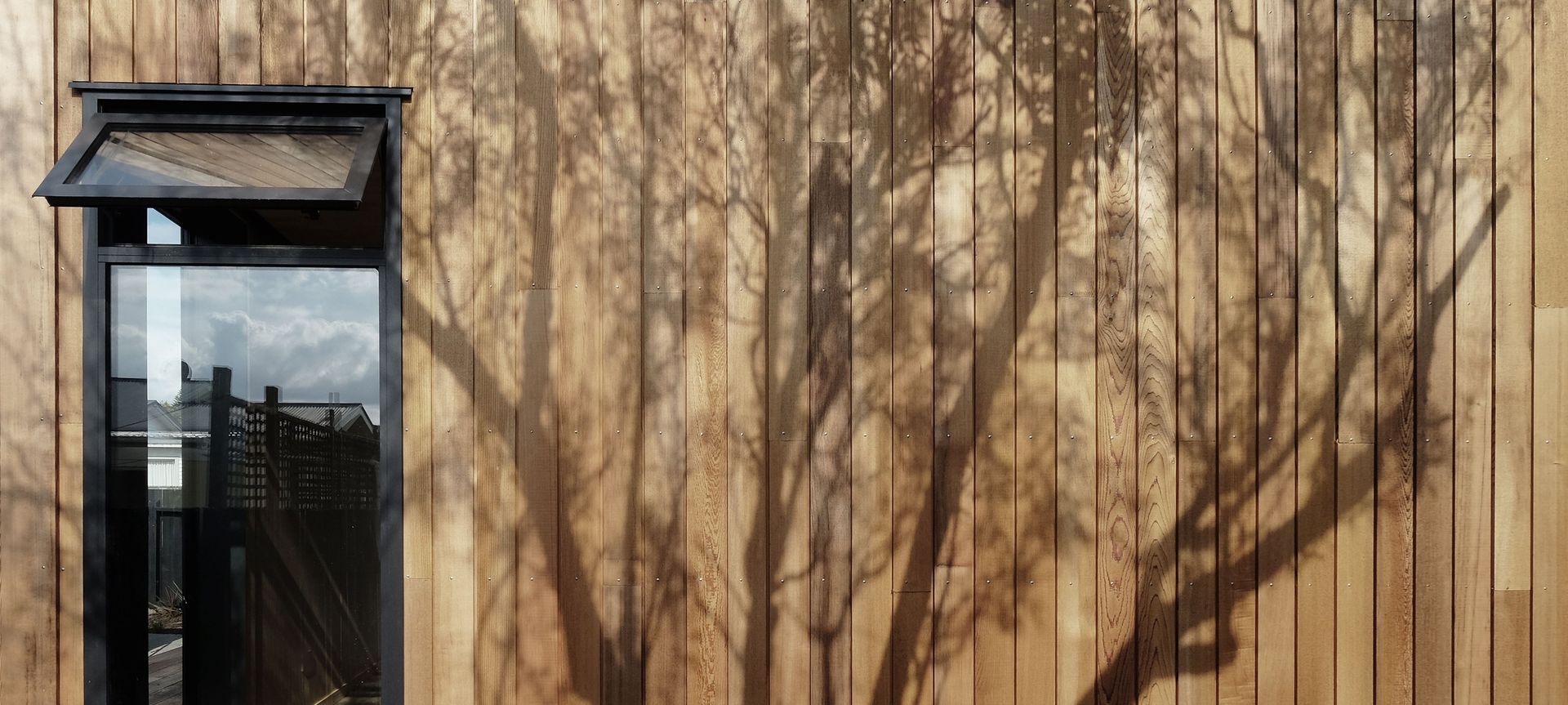 Micro Cedar Mezzanine House banner
