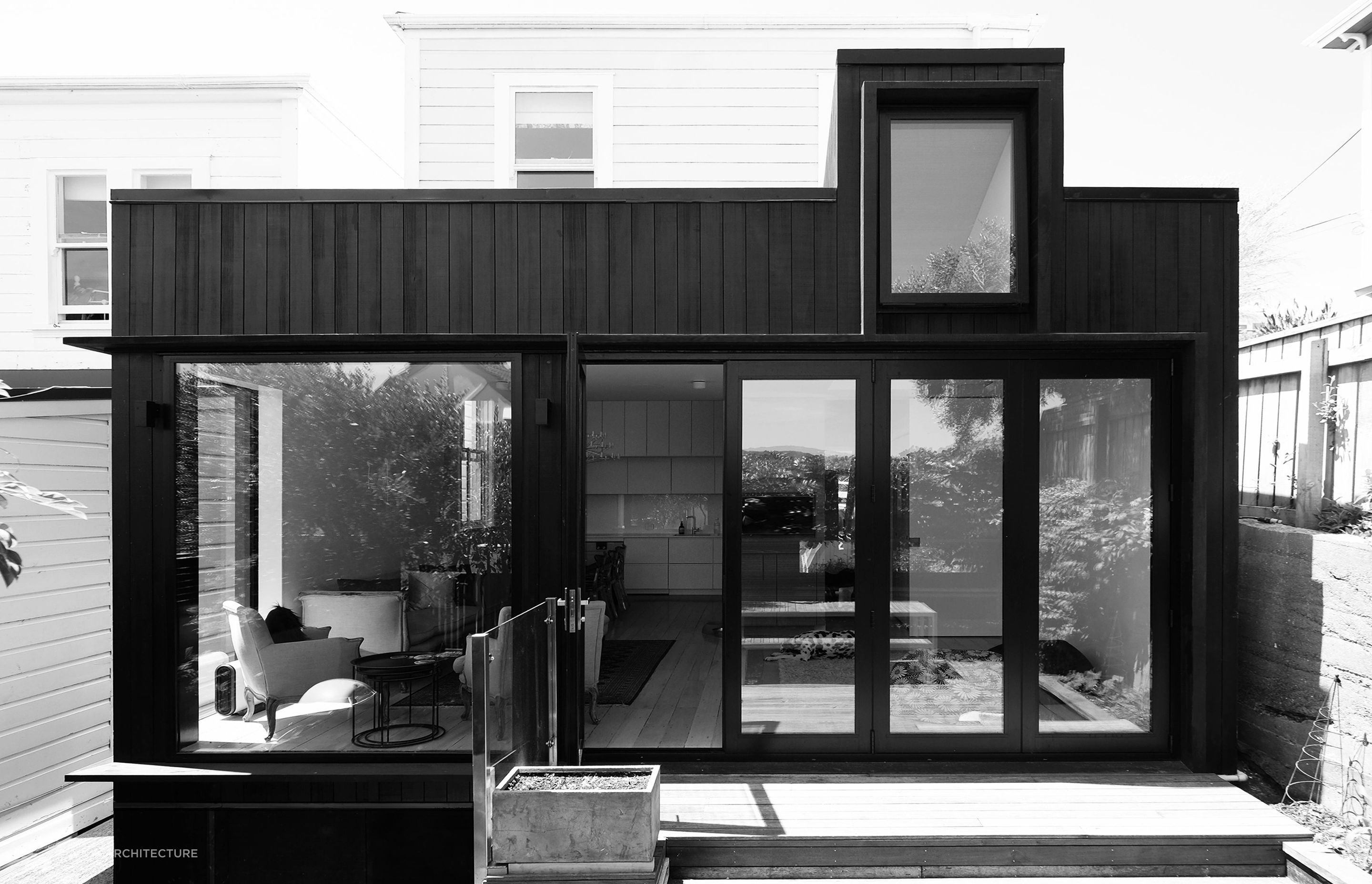 house e on r