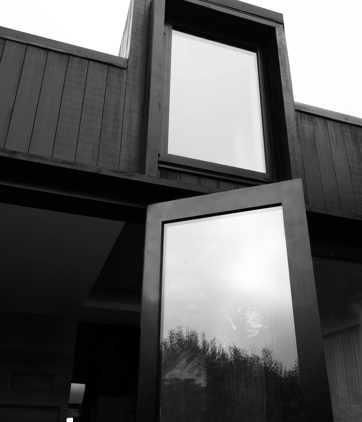 house e on r