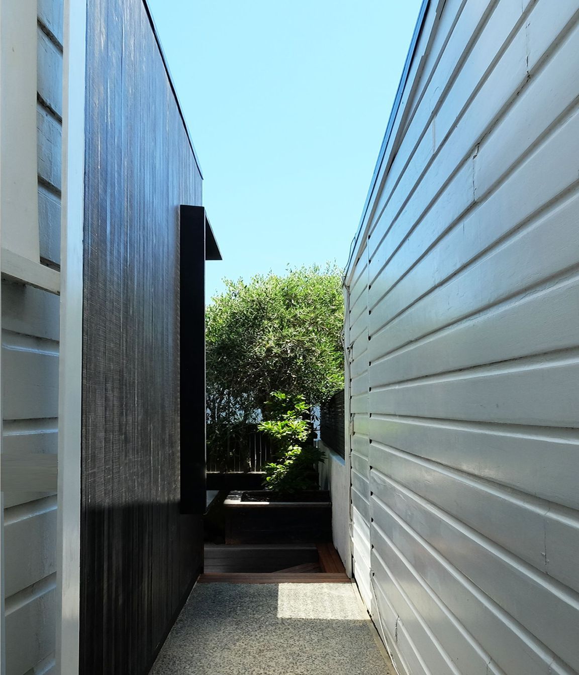 house e on r