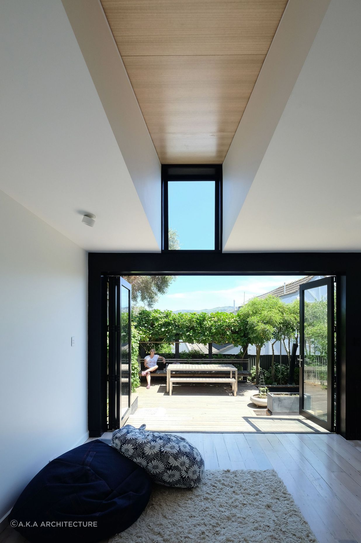 house e on r
