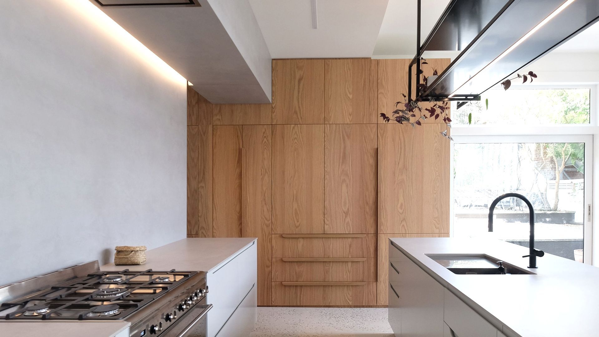 Oak and Ceramic European Kitchen banner