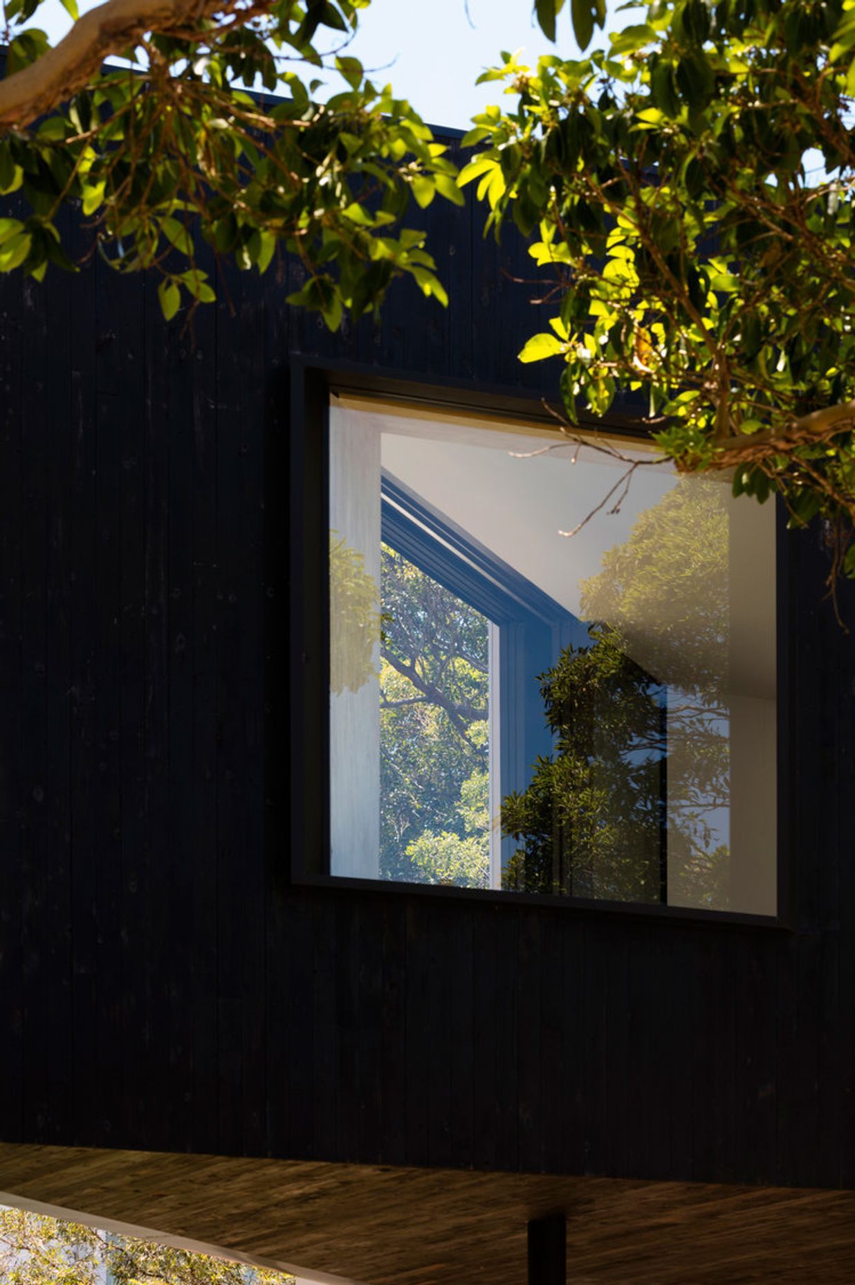 Photography: Brett Boardman, Noel Mclaughlin