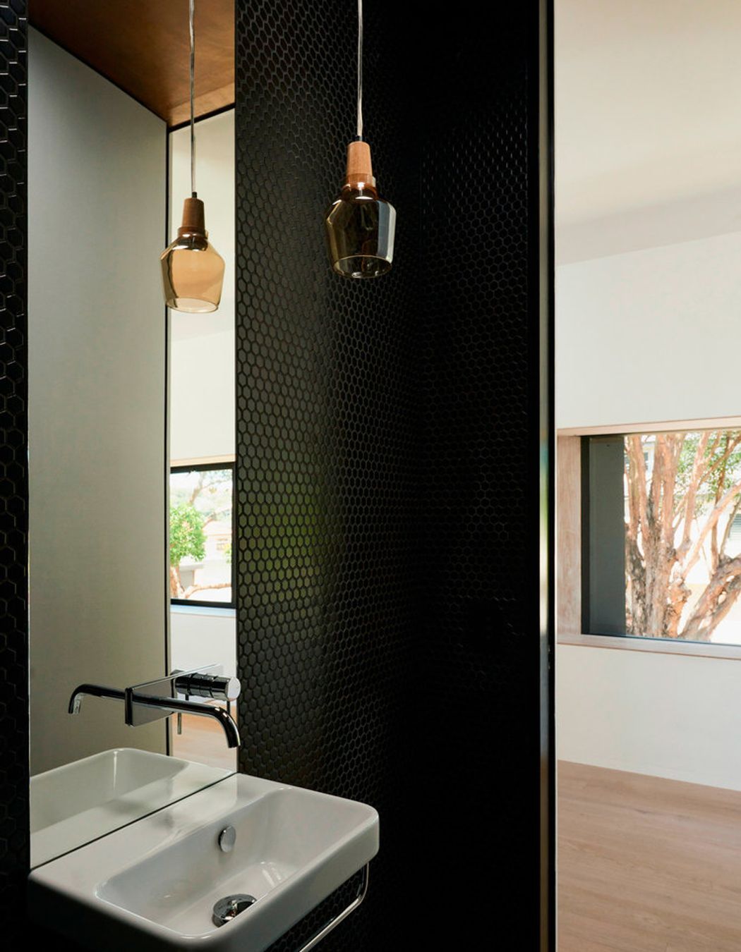 Photography: Brett Boardman, Noel Mclaughlin