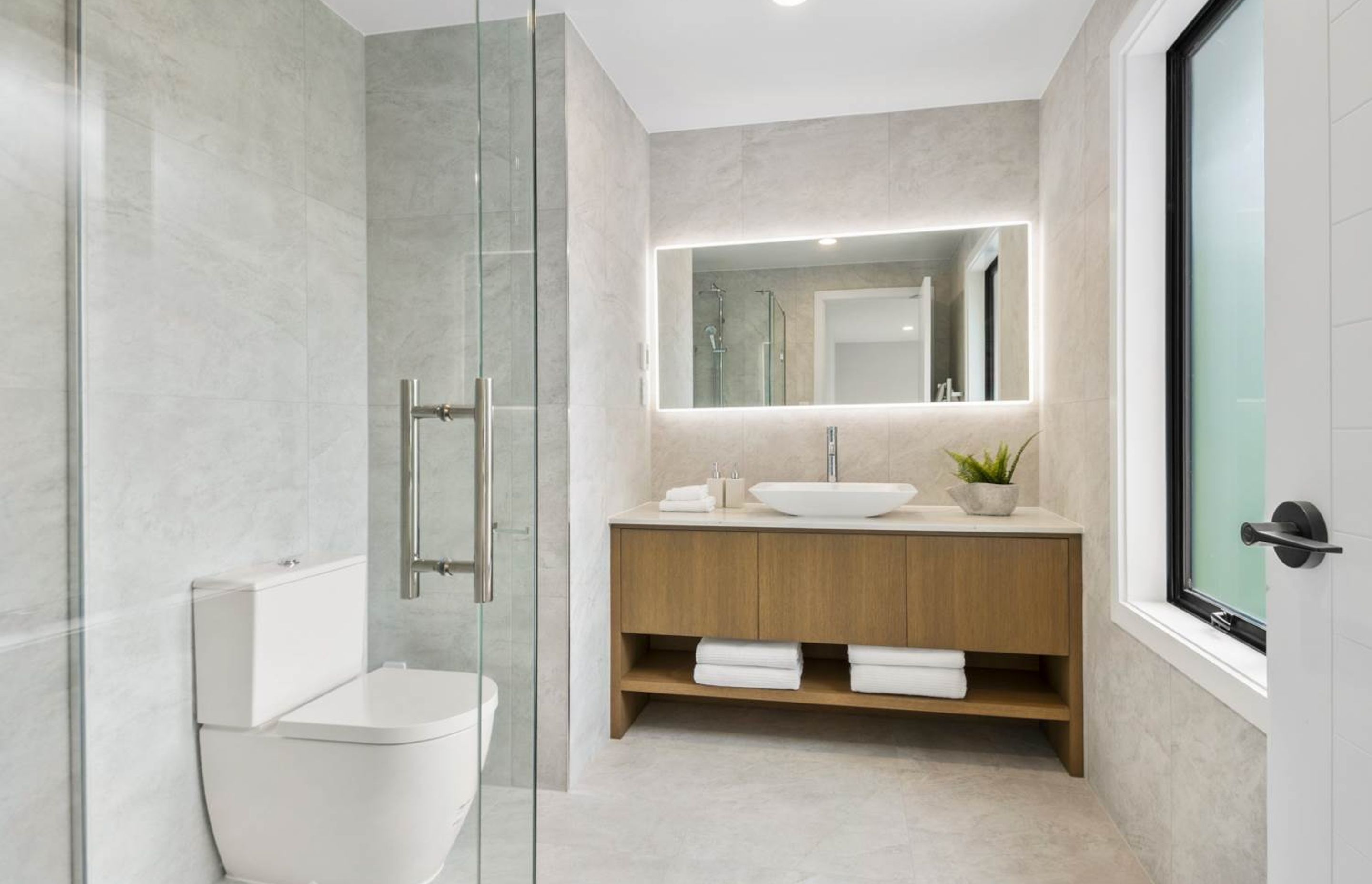 bathroom-2-v6.jpg