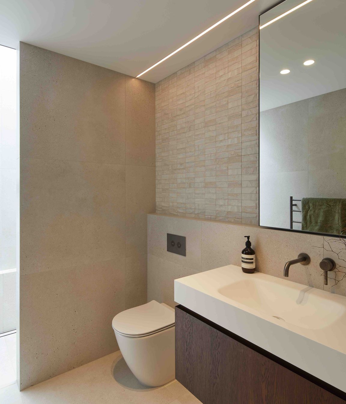 bathroom22.jpg