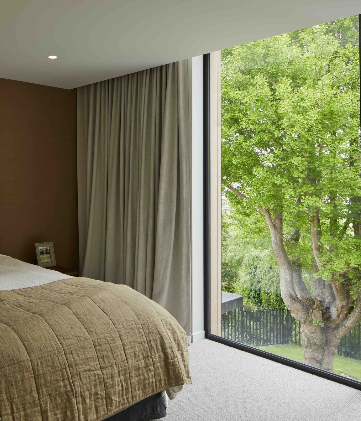 bdroom-cvty-window2.jpg