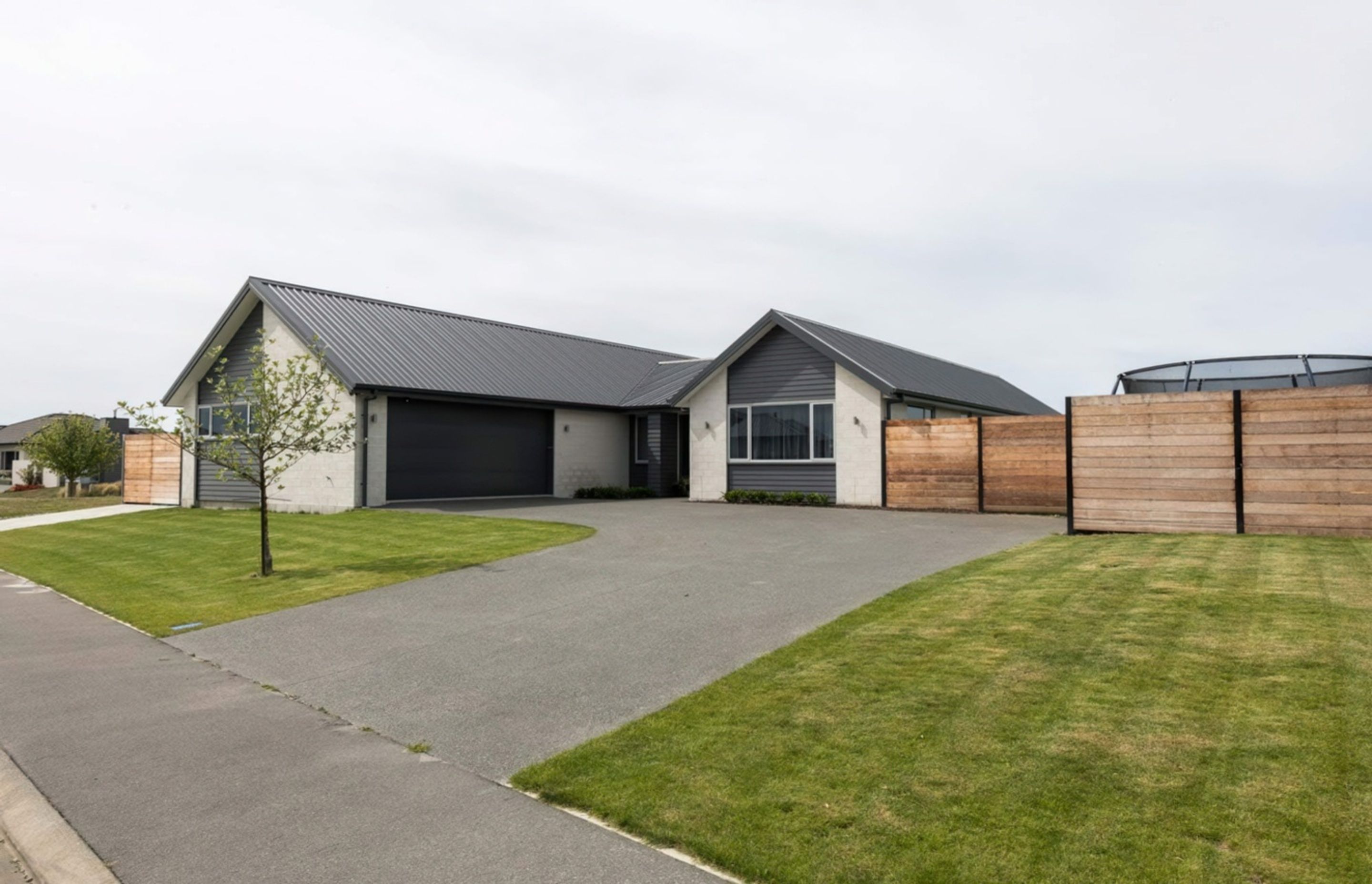 buildmeBonnington-House-04-gigapixel-standard-height-927px.jpg