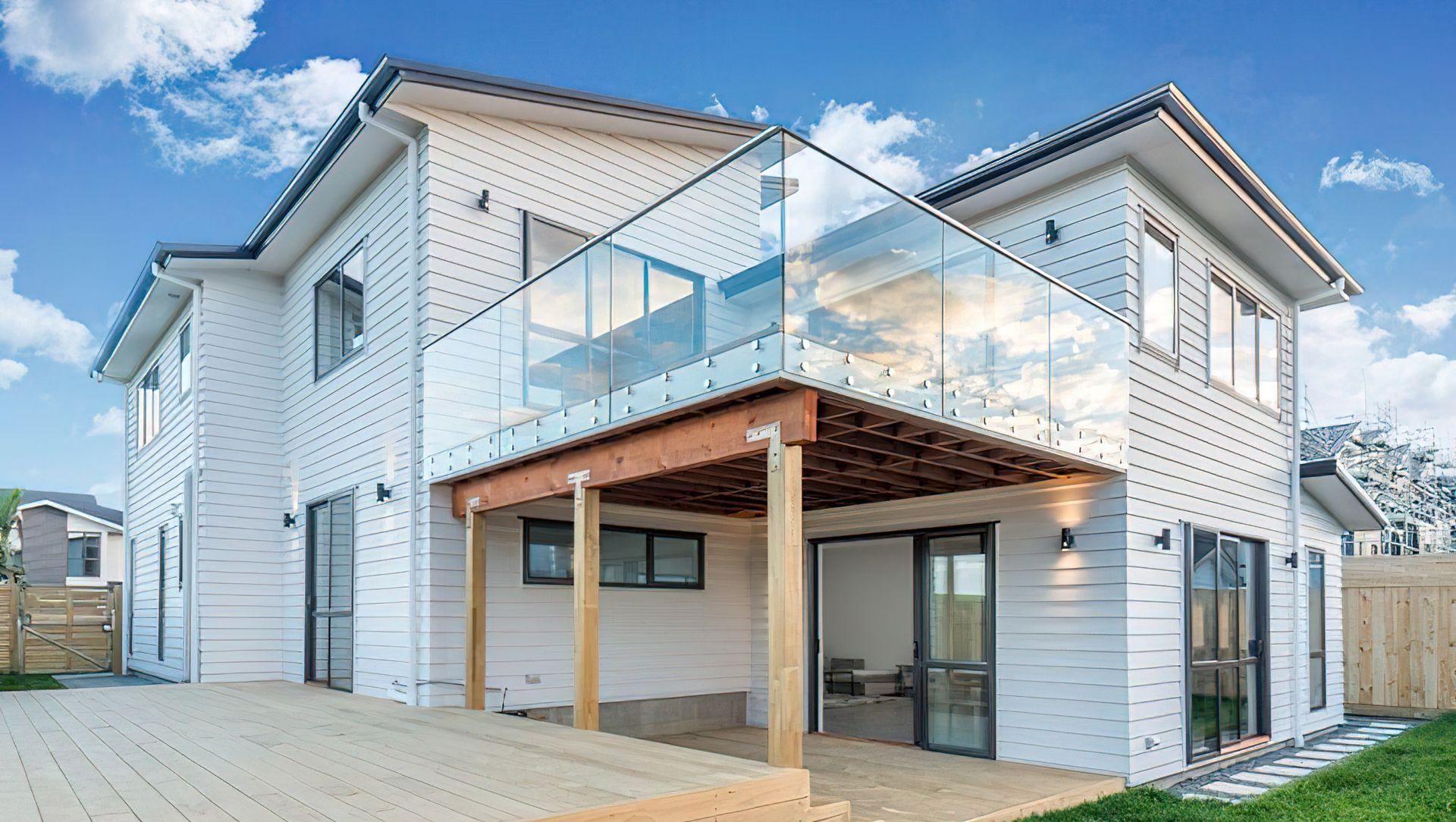 Long Bay, Makura Rd Residence banner