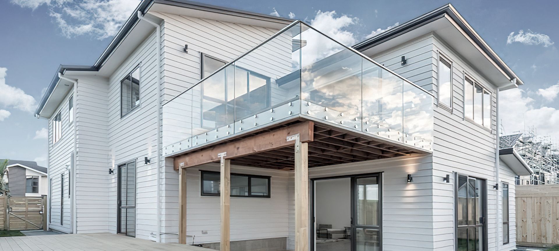 Long Bay, Makura Rd Residence banner