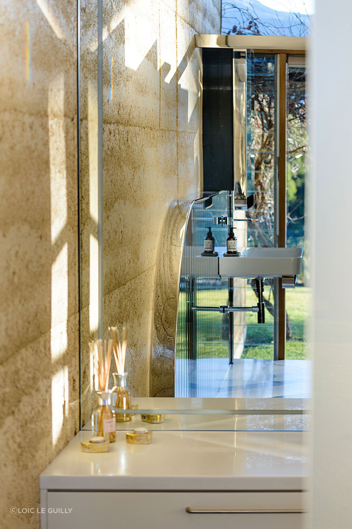 buildmemountain-river-refurb-makeup-gigapixel-standard-scale-481x-v2.jpg