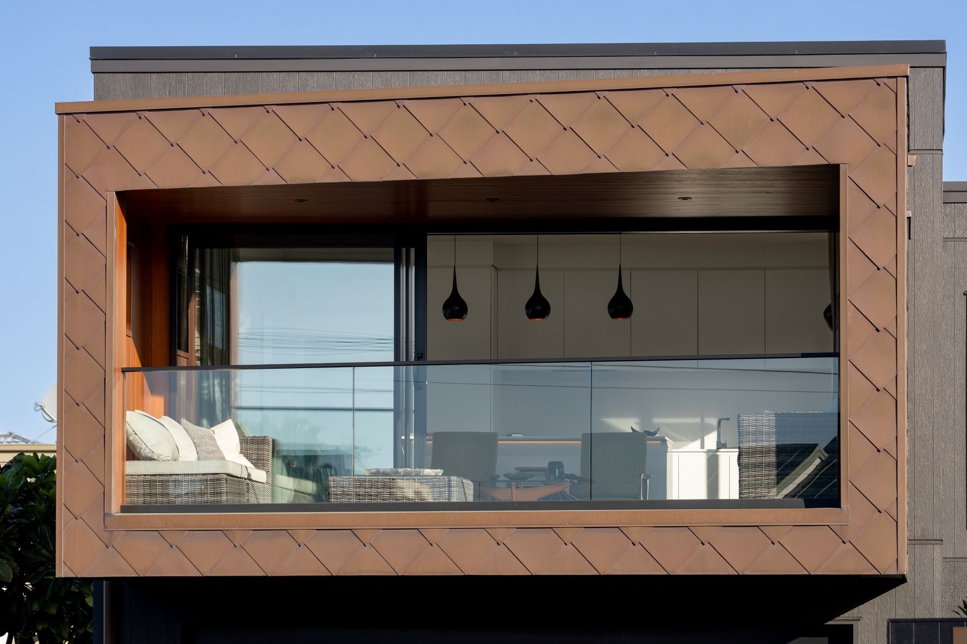 One Two B Tay Street