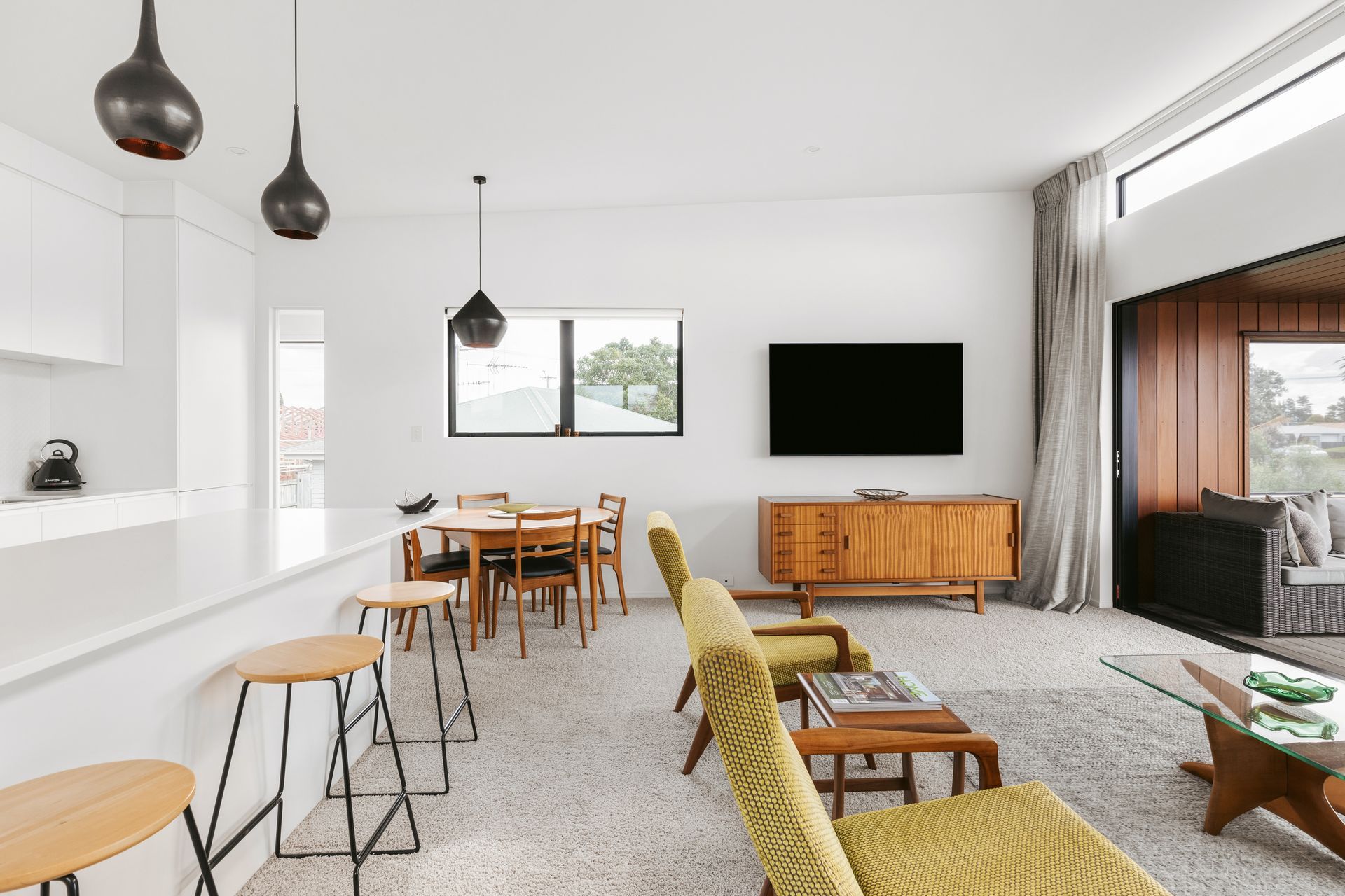 One Two B Tay Street