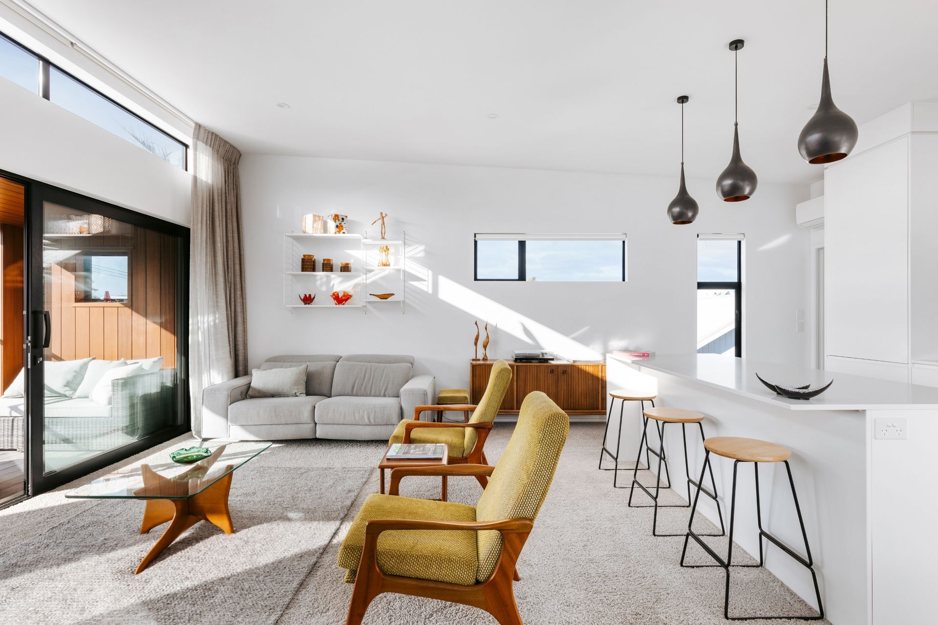 One Two B Tay Street