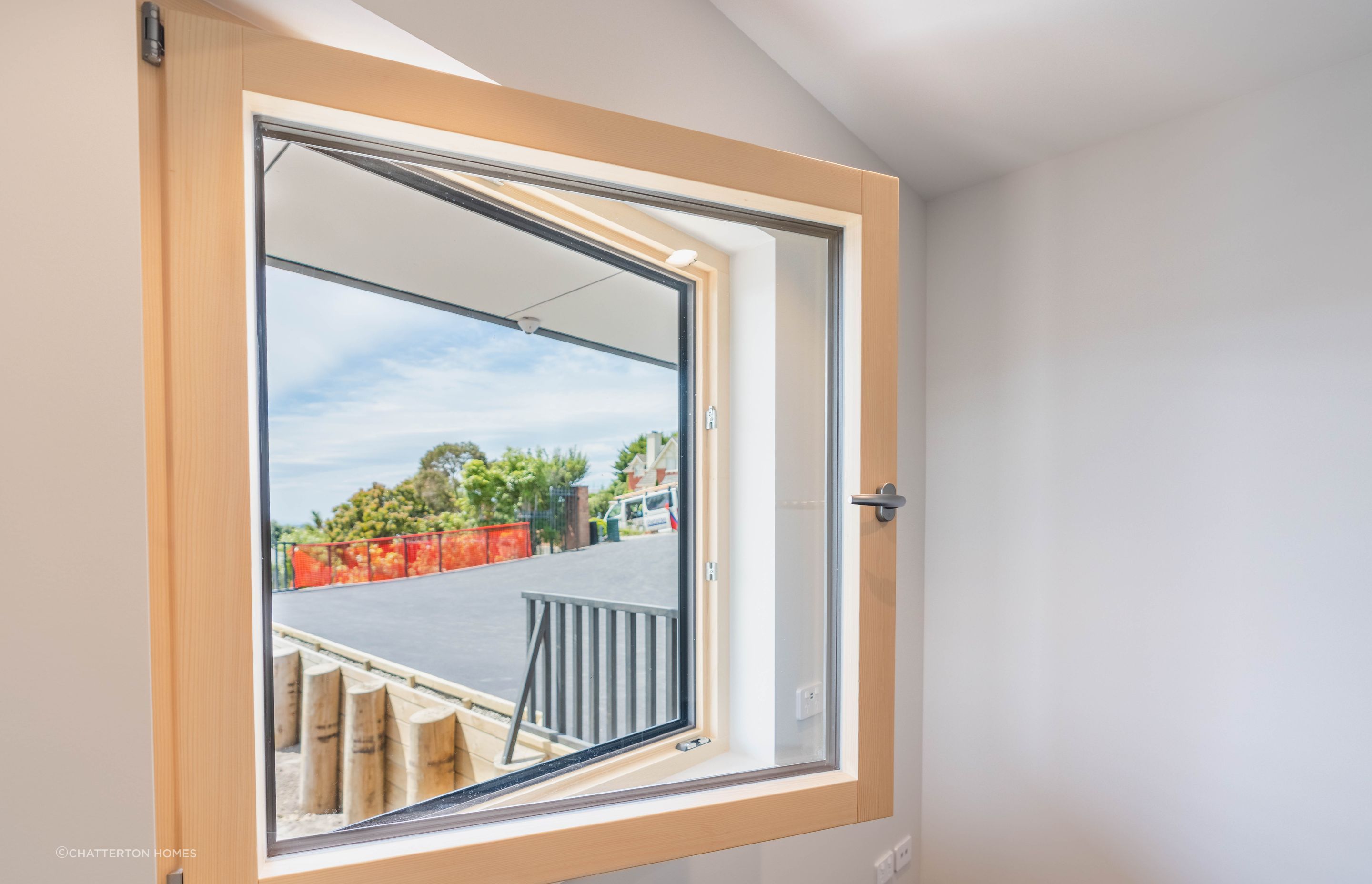 Cashmere Hill - Hillside Energy Efficient SIPs Home