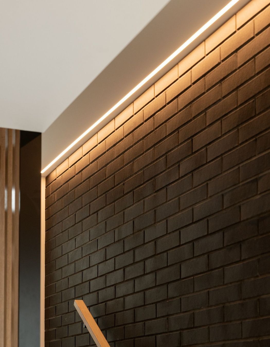 TGA - Modern Screens