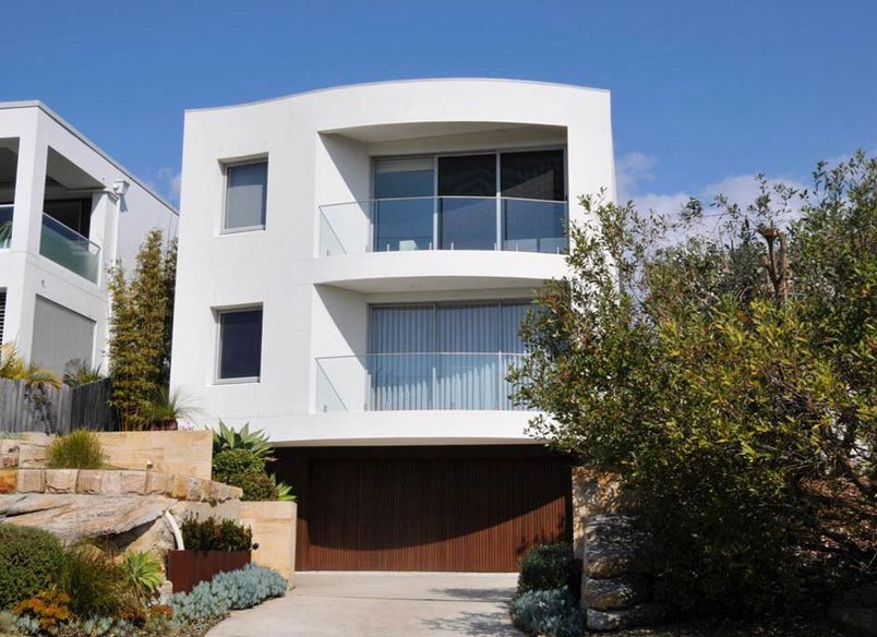 Curve House