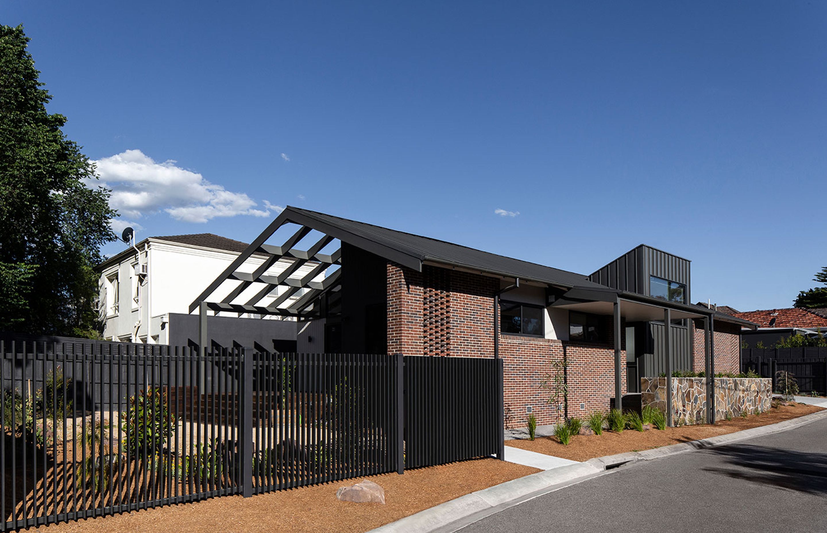 Ivanhoe House