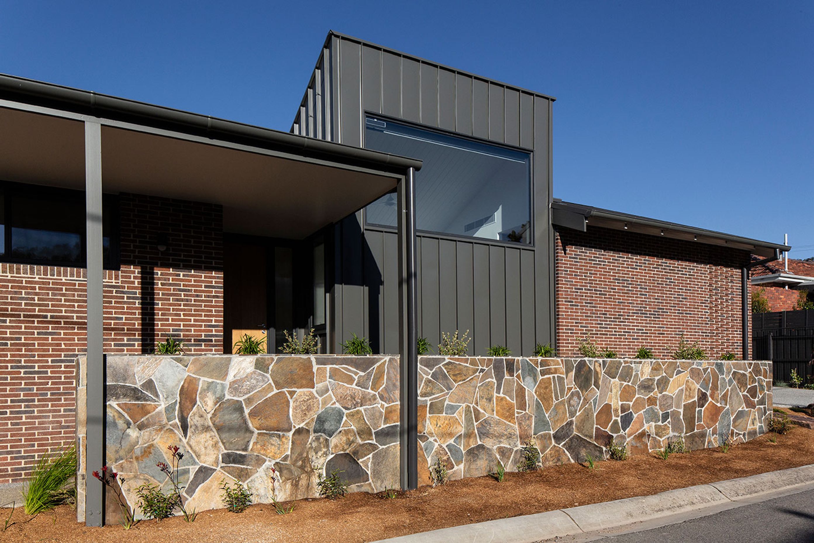 Ivanhoe House