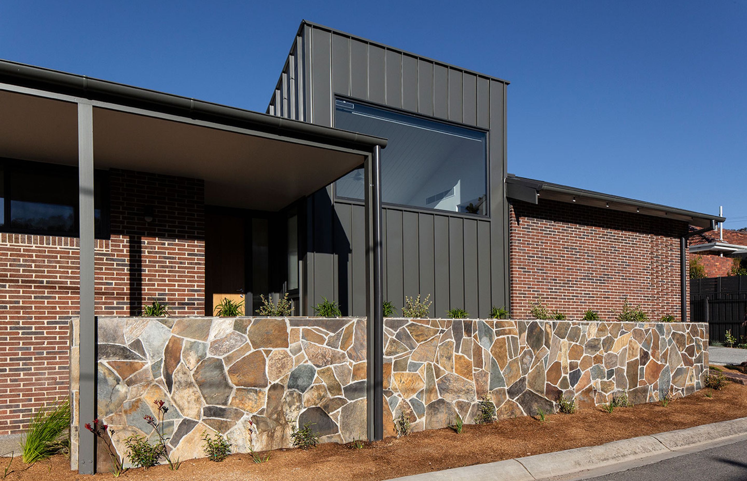 Ivanhoe House
