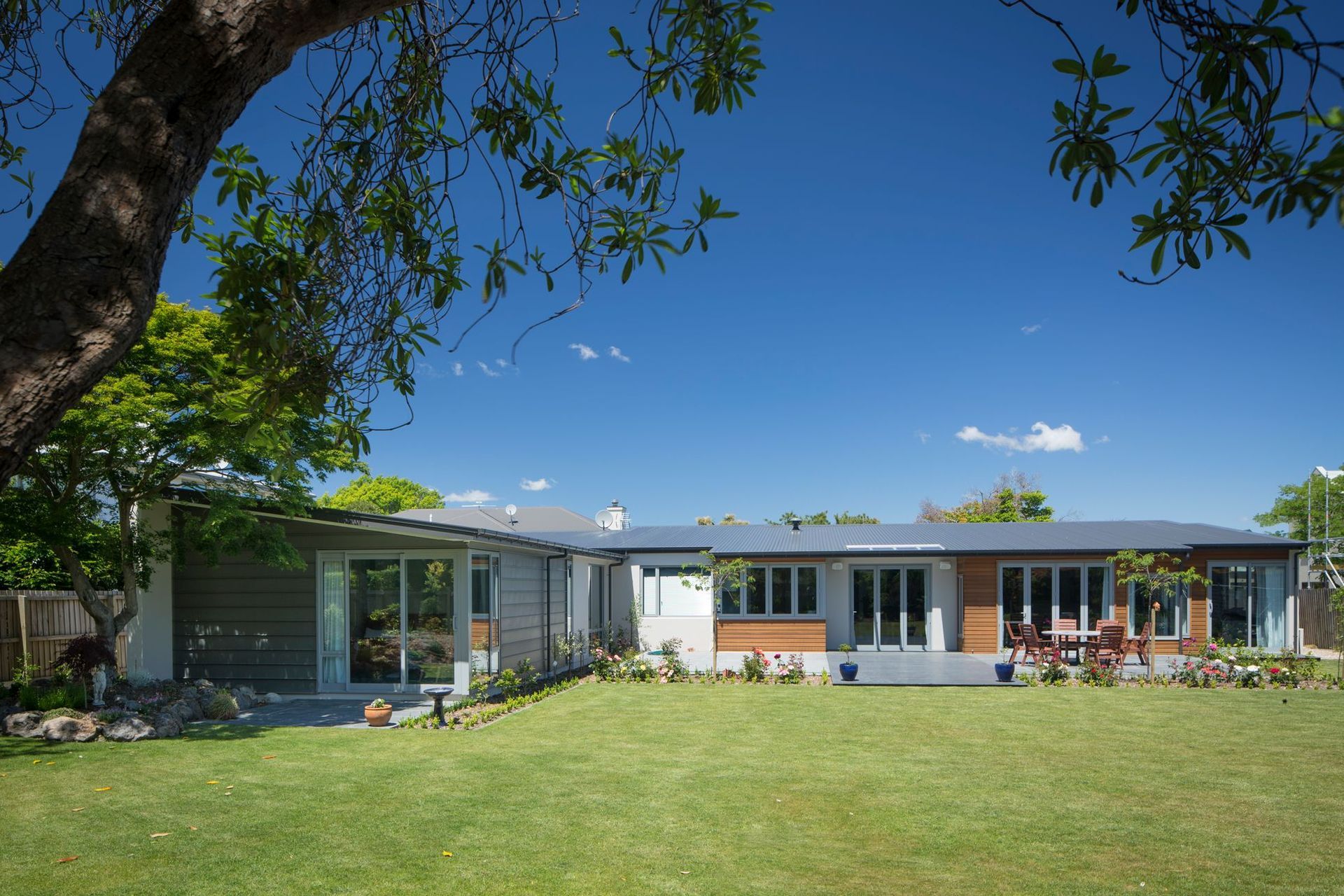 Fendalton House