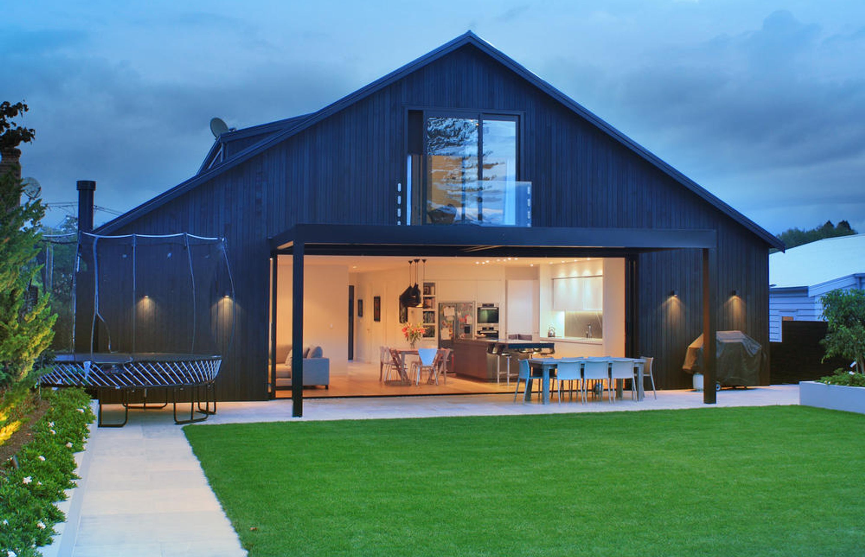 Kenny Road - Cedar Clad