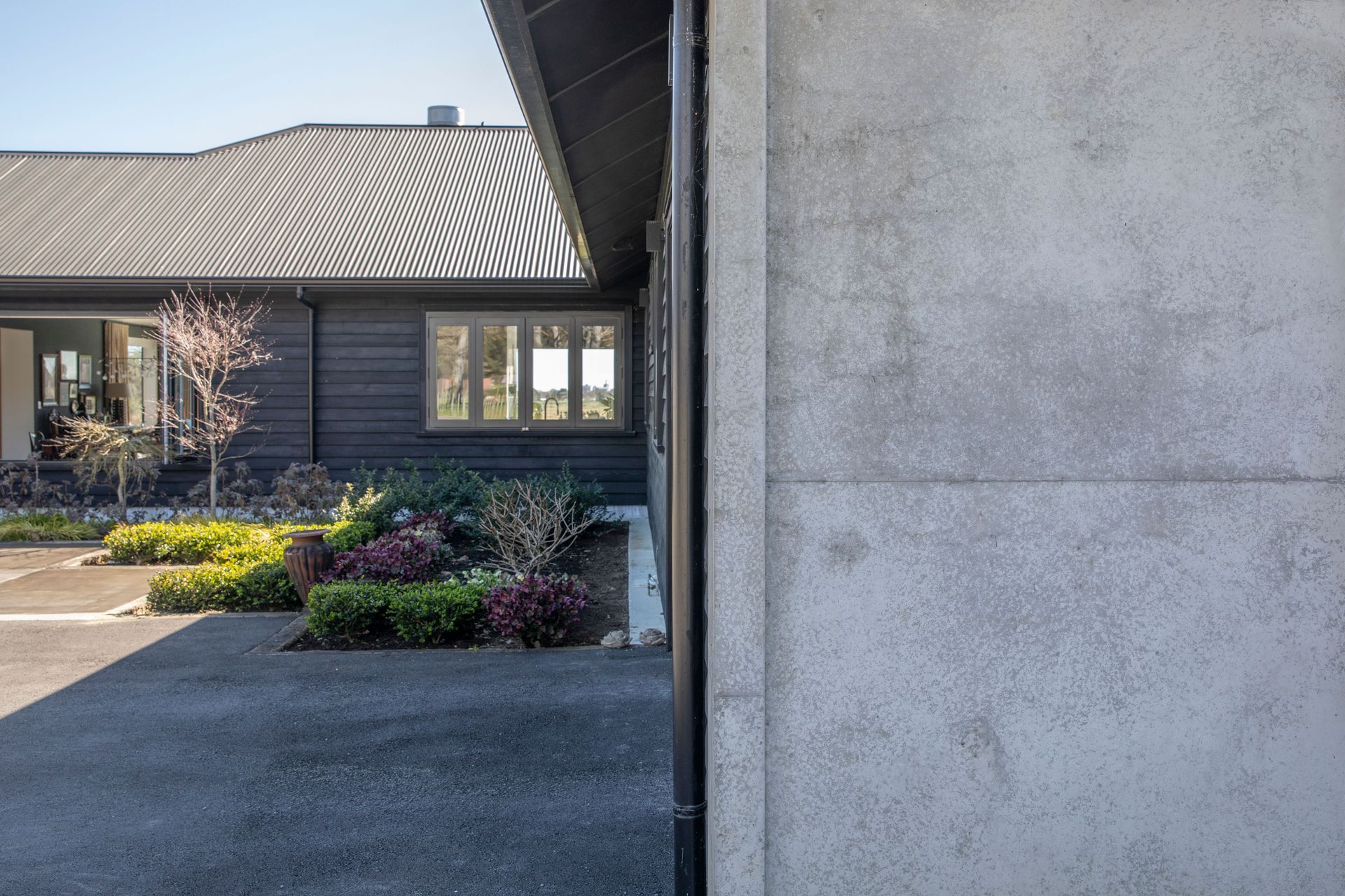 ehaus105.jpg