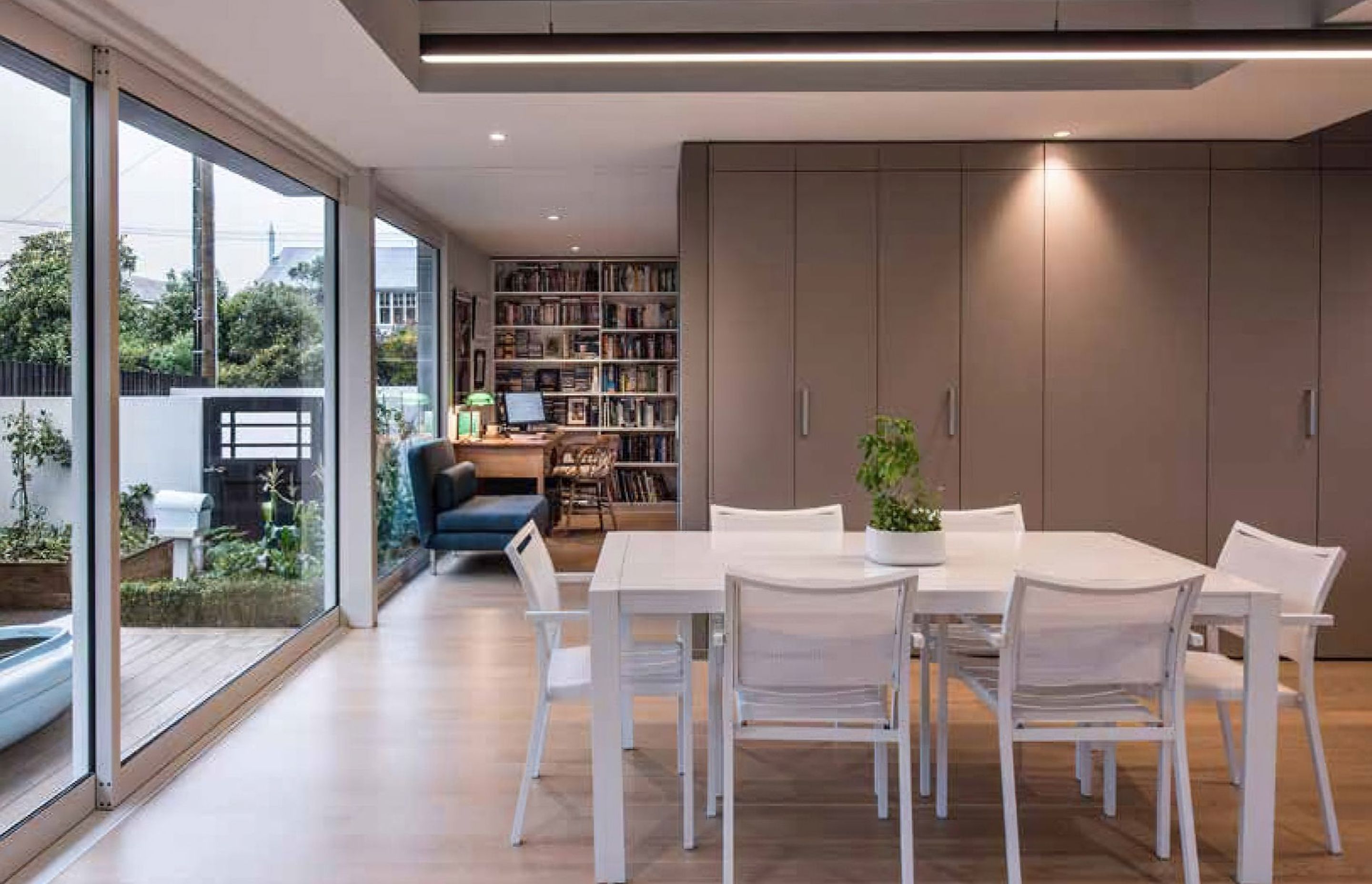 Ellis Residence