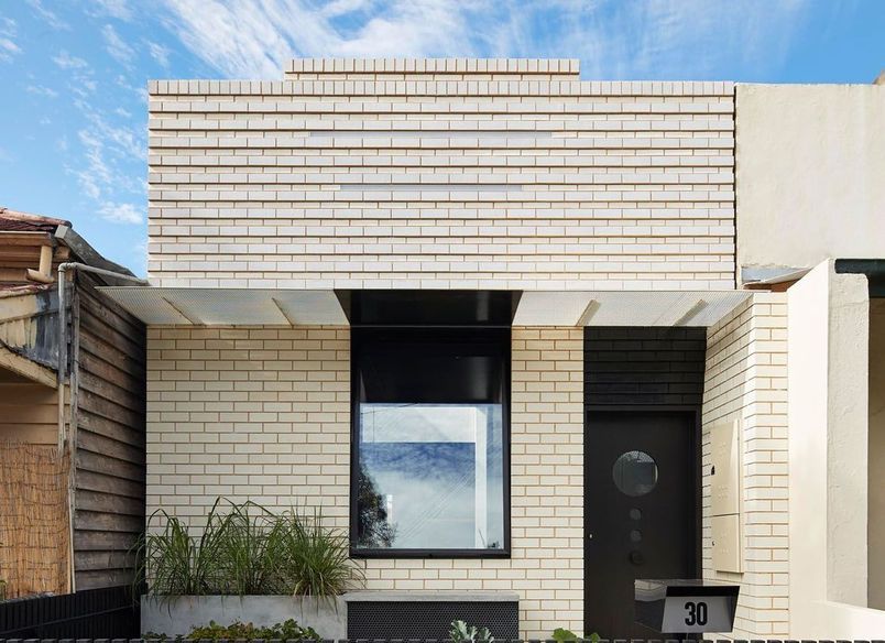 Dark Horse House by Architecture Architecture