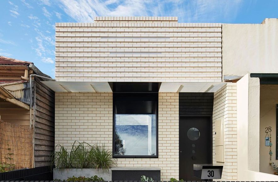 Dark Horse House by Architecture Architecture