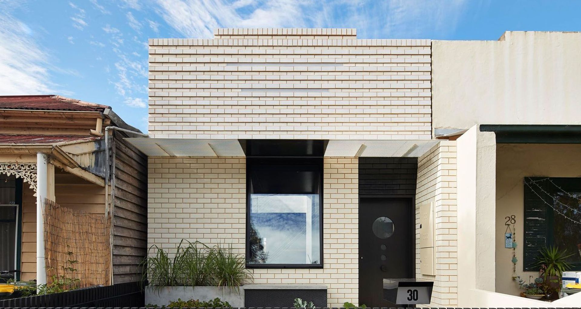 Dark Horse House by Architecture Architecture banner
