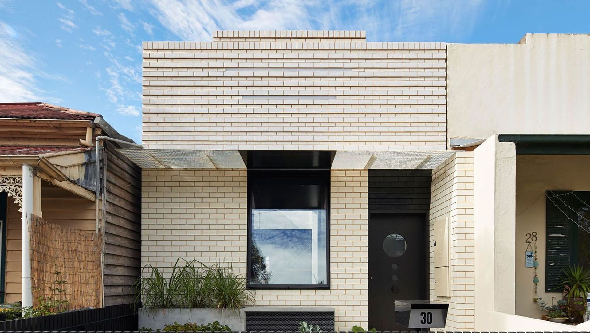 Dark Horse House by Architecture Architecture banner