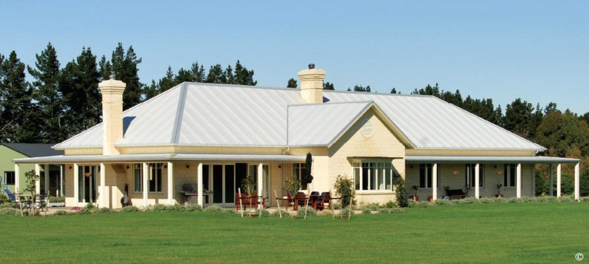 Farmhouse Okuku banner