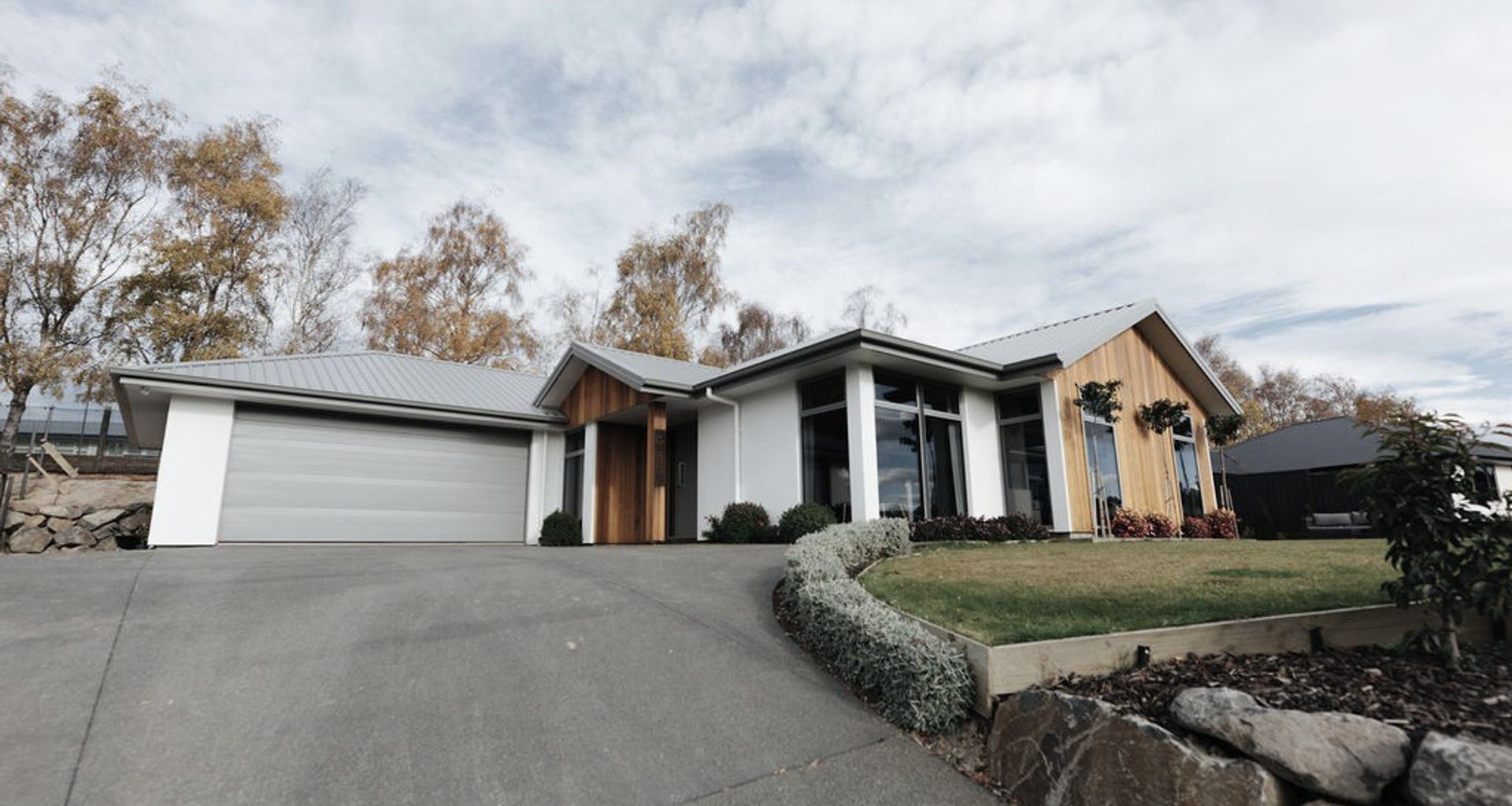 Modern Family Home banner