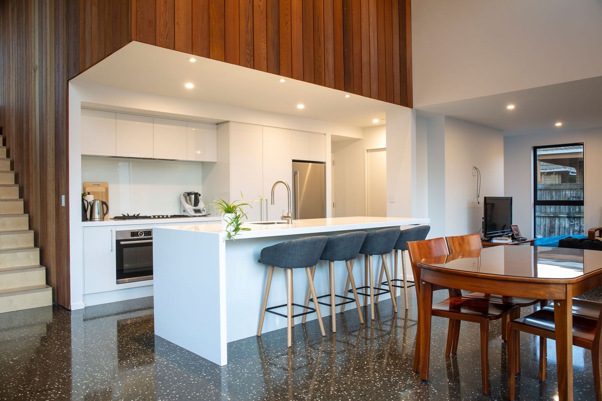 Hou House