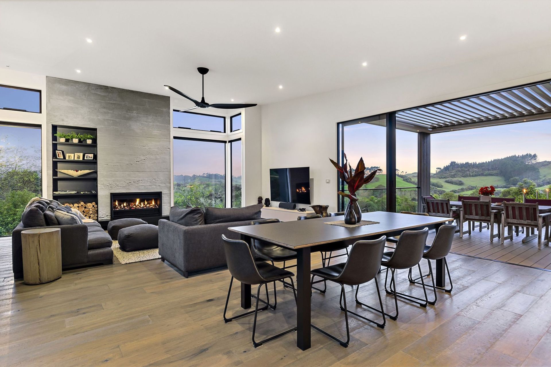 Hauora Lane, Kaukapakapa