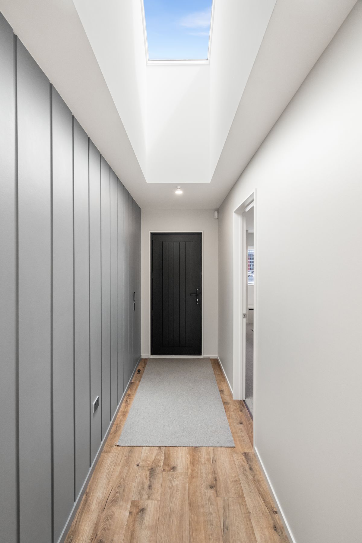 hallway-v2.jpg