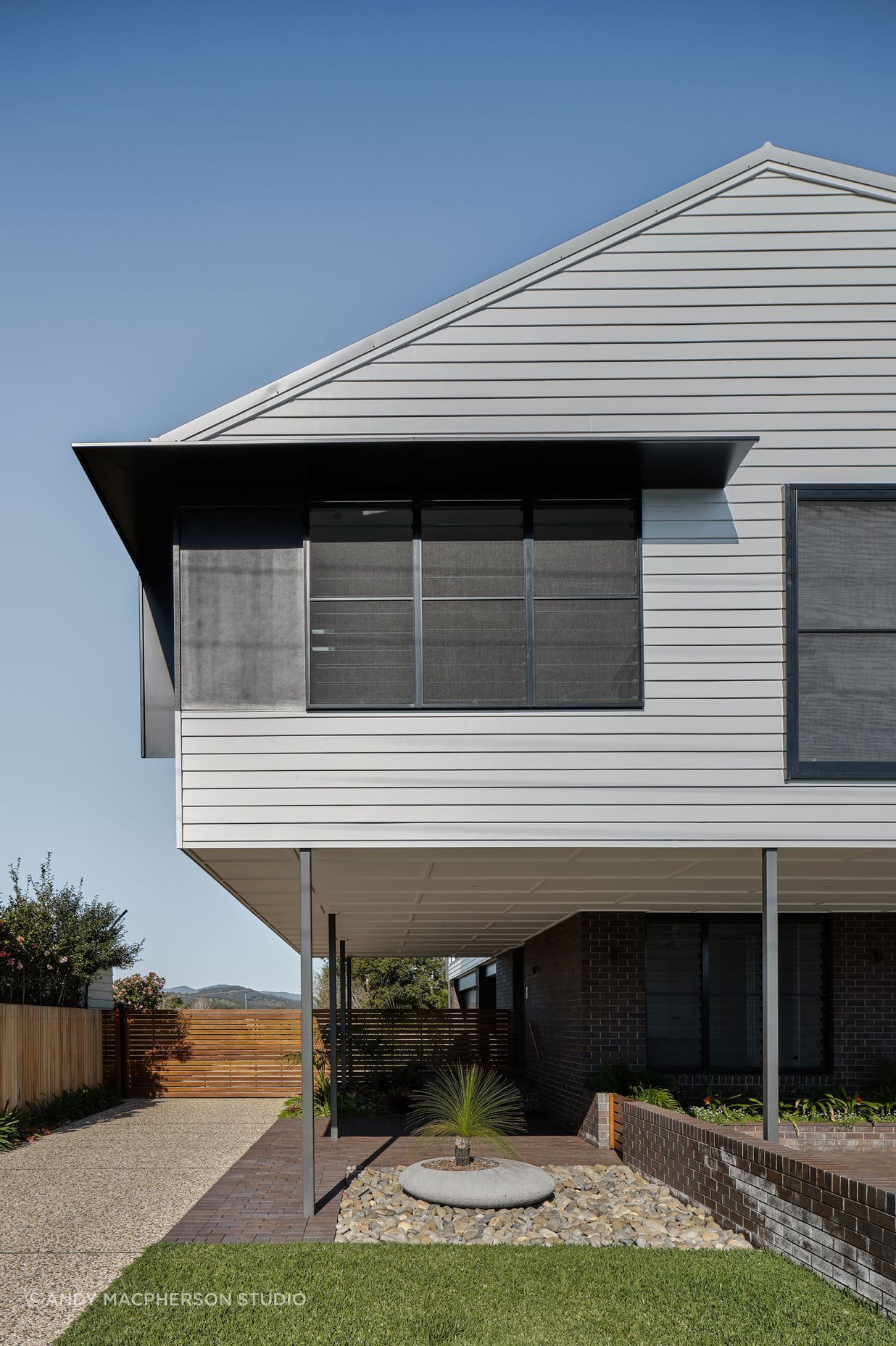 heka-hoods-trisley-house-1.jpg