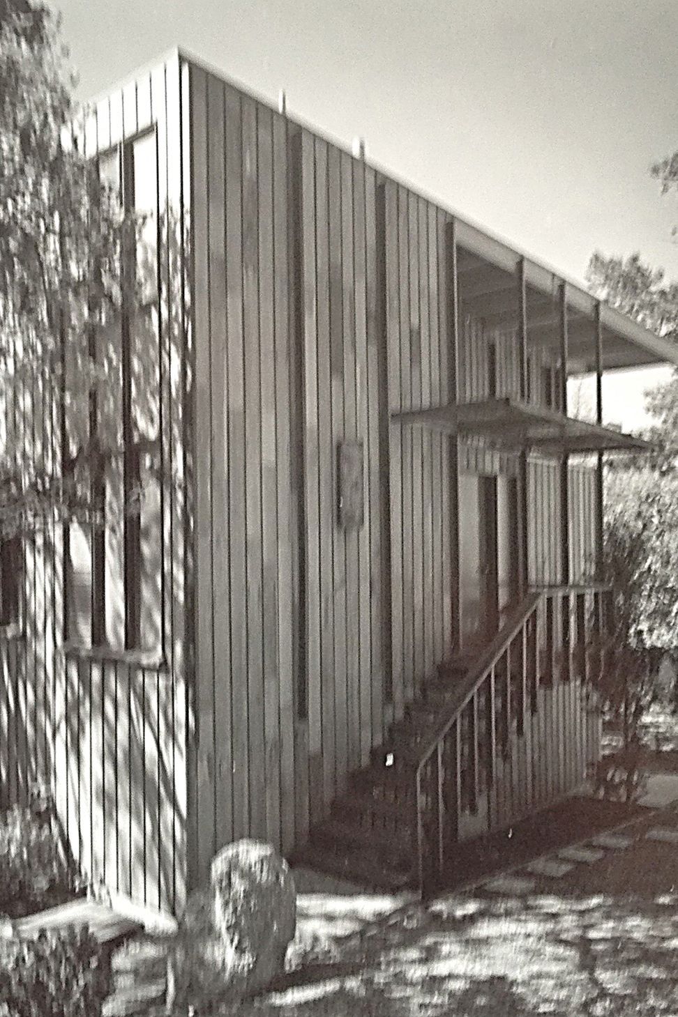 historic-henry-hill-exterior-crop.jpg