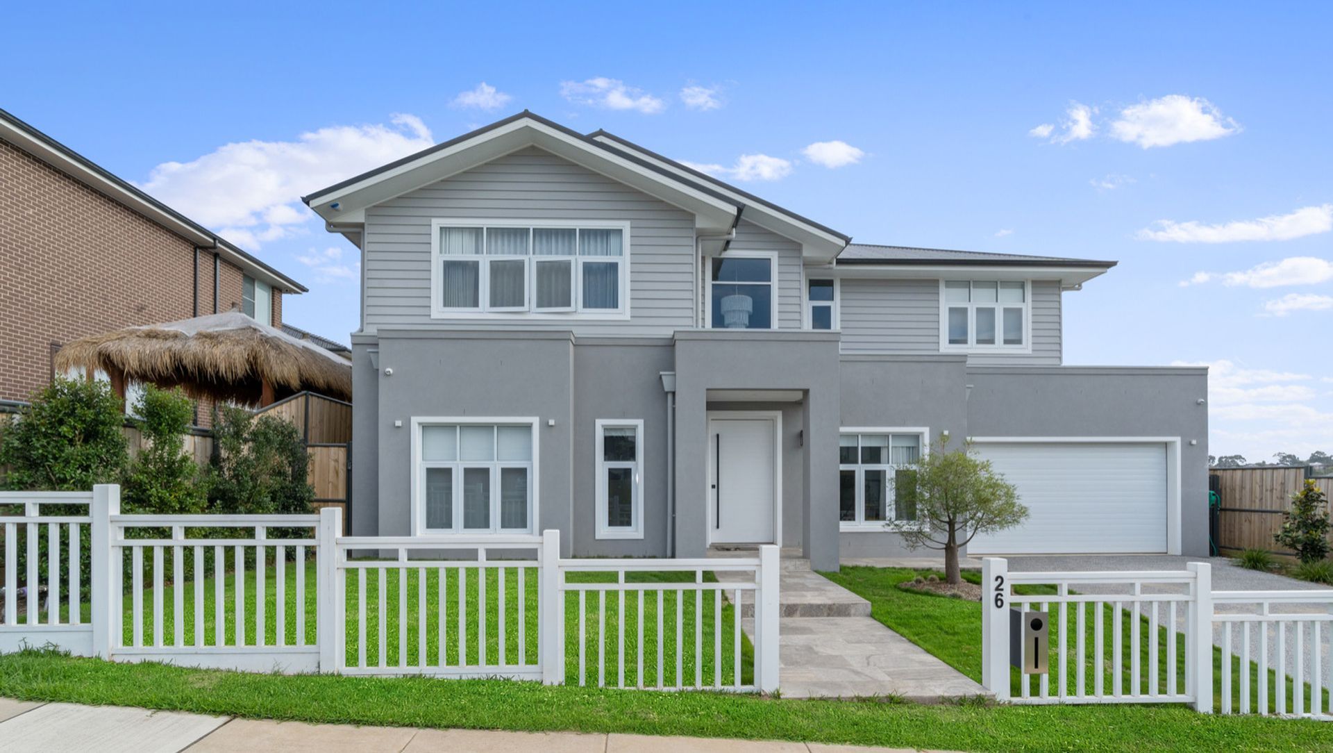 Hamptons House banner