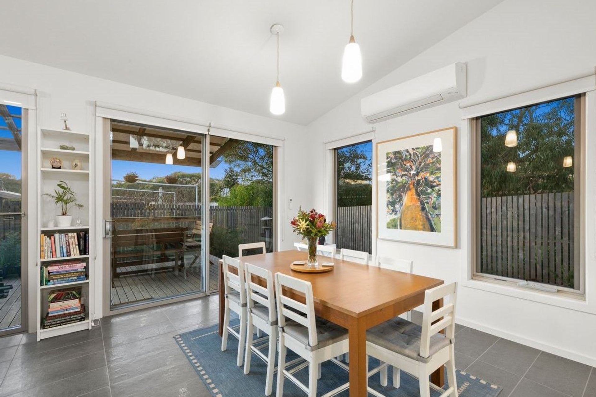 ^^ Anglesea Residence