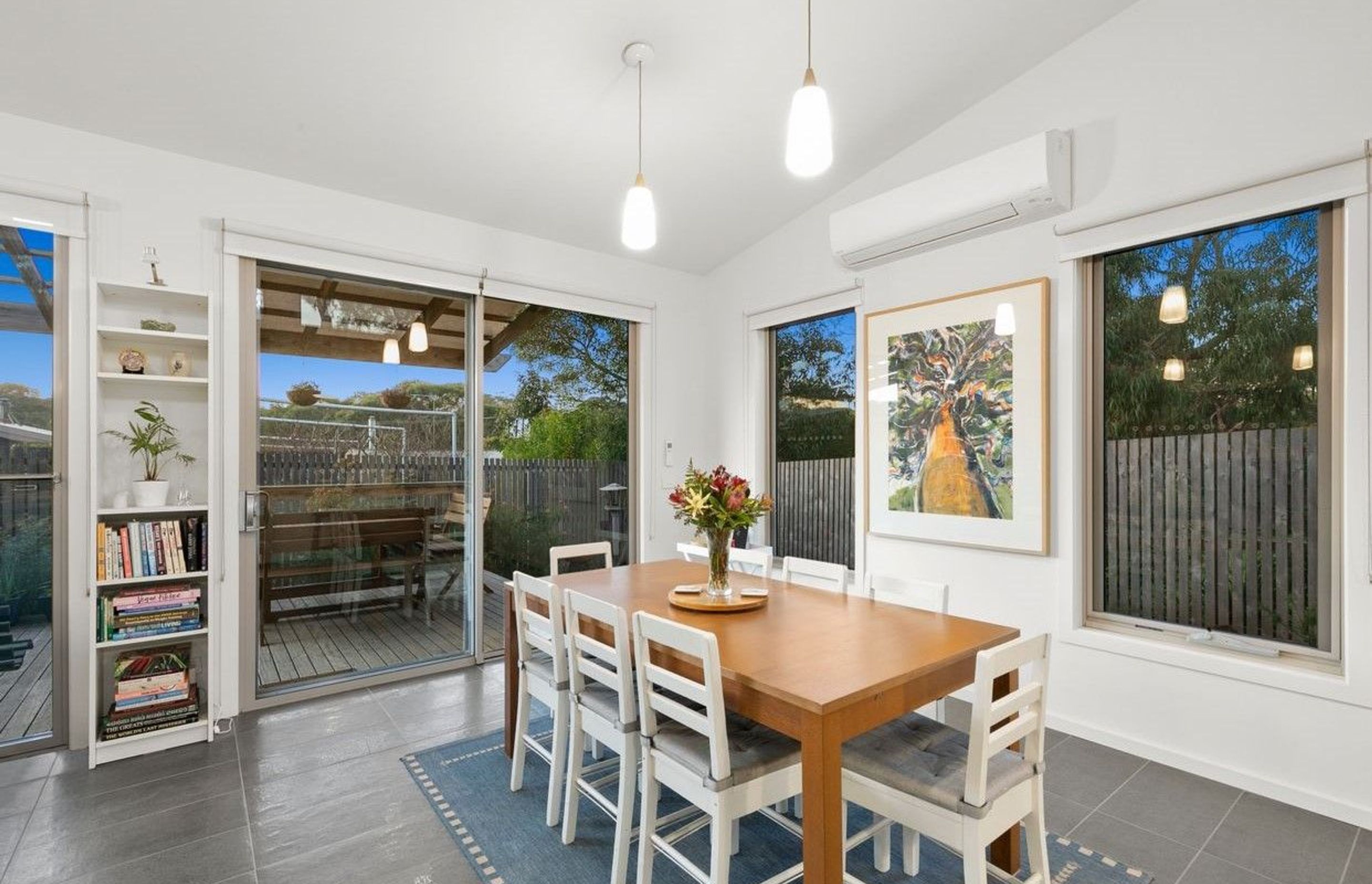 ^^ Anglesea Residence