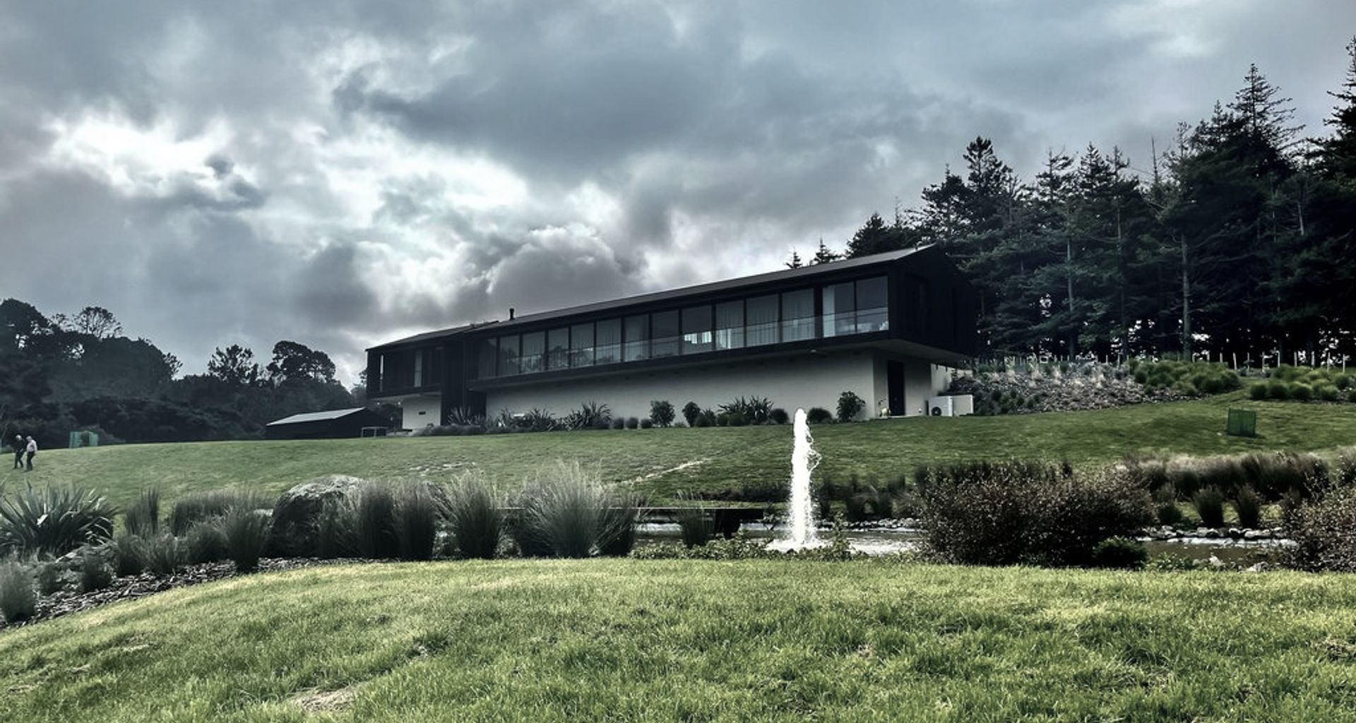 Riverhead House banner