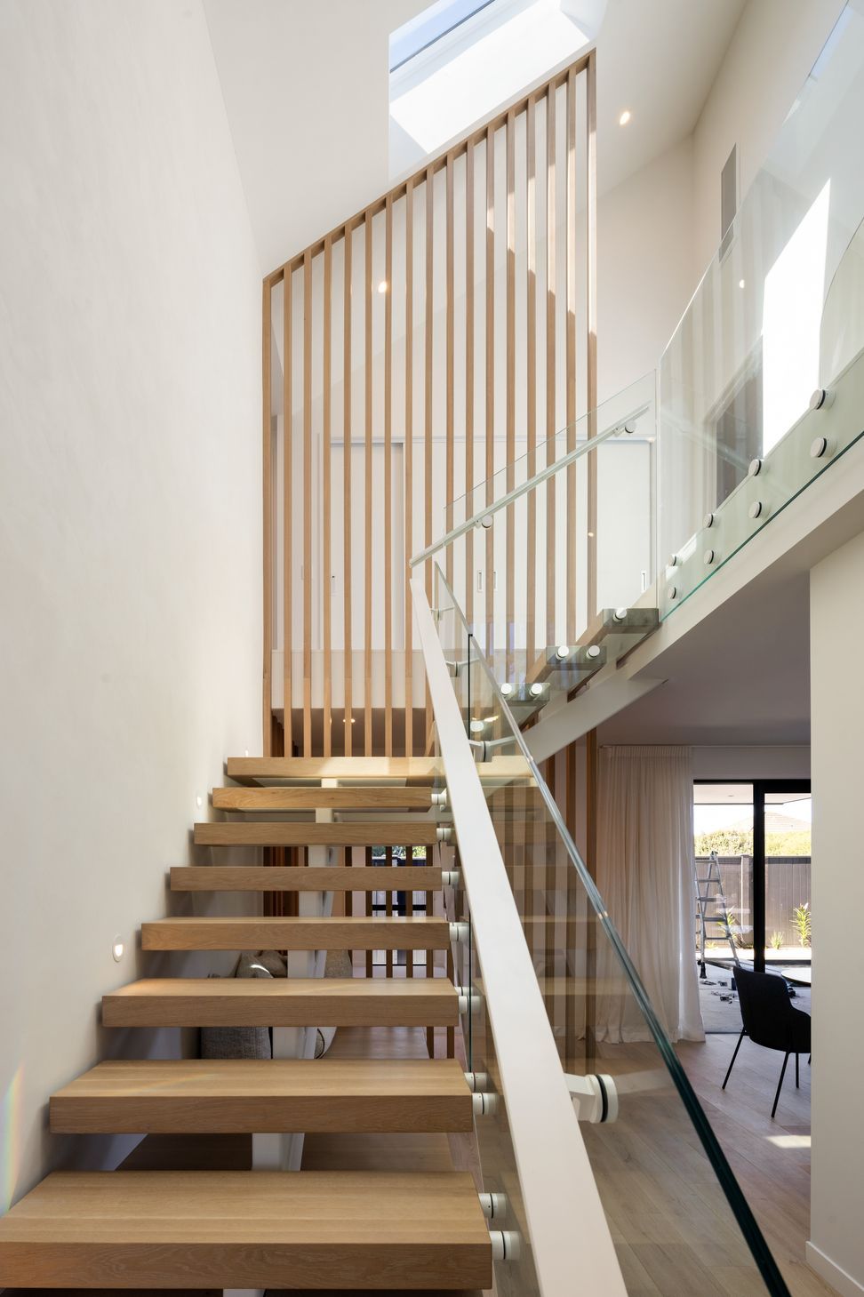 inHouseAR59405.jpg